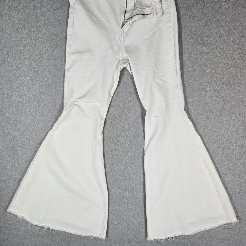 Free People Women Jeans 31 White Denim Float On Flare Raw Hem 30" Inseam READ
